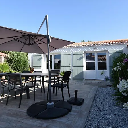 Holiday home - Maison Lumineuse - 300m De La L'Epine (Vendee)